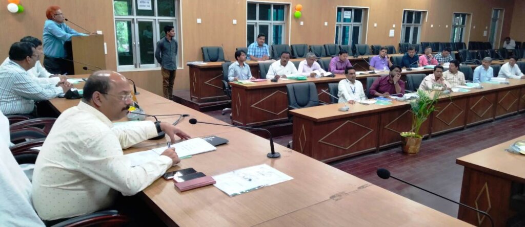 ऋण वितरण में कोई दिलचस्पी नहीं ली जा रही जिस कारण जनपद का सीडी रेशियो संतोषजनक नहीं है, मुख्य विकास अधिकारी। 1 Jila Salahkar Samiti
