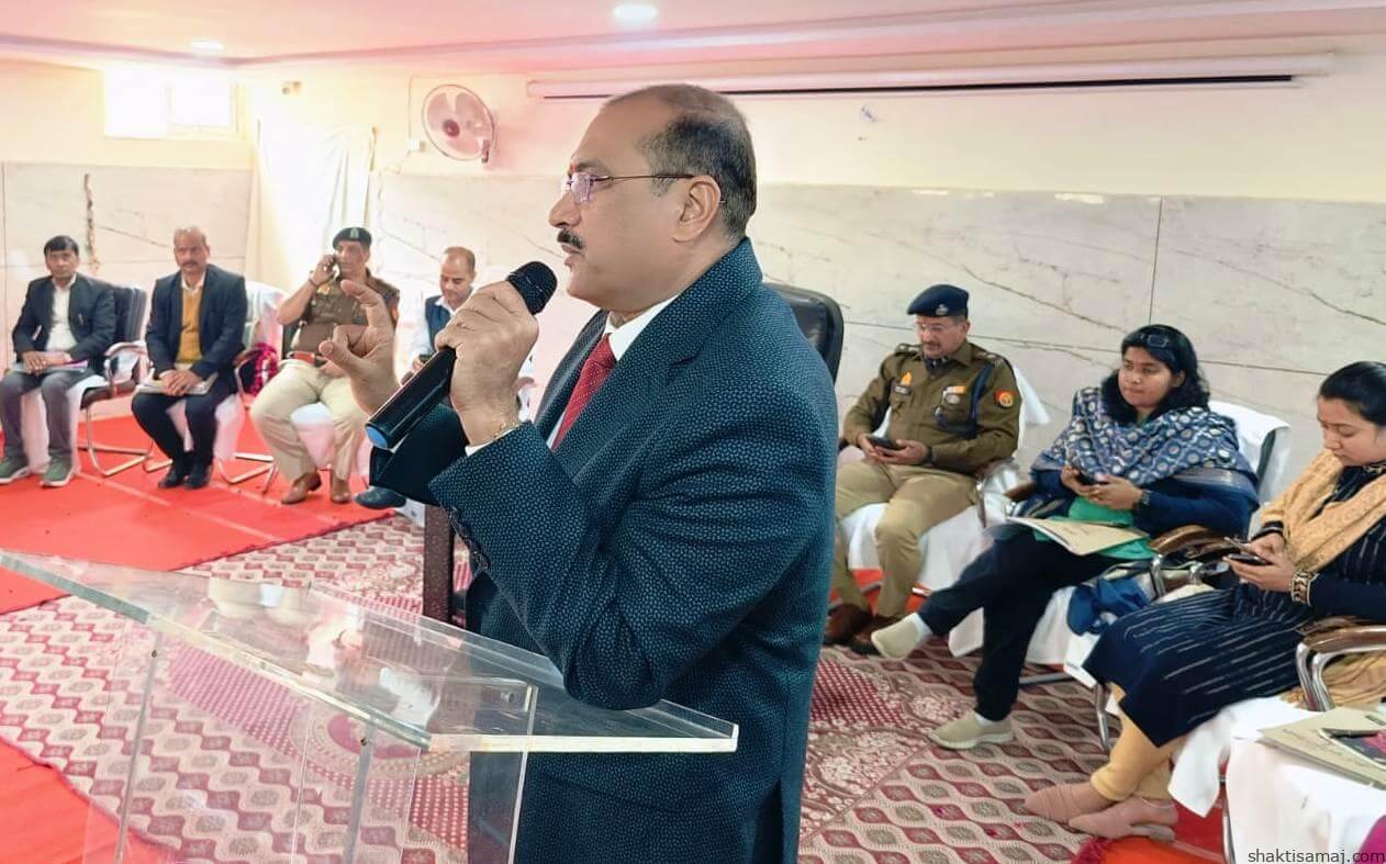 परीक्षा की तैयारियों के सम्बन्ध में बैठक (2)