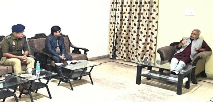 जन-सूचना अधिकारियों से संवाद