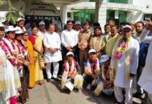 पर्यटन मंत्री जयवीर सिंह ने सोमनाथ स्वाभिमान यात्रा को दिखाई हरी झंडी, 11 श्रद्धालु गुजरात रवाना।