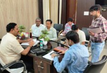 लिंक एक्सप्रेस-वे भूमि खरीद में लापरवाही पर डीएम का सख्त रुख, रिश्वत लेने के आरोपी लेखपाल के निलंबन के निर्देश।