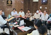 विनियमित क्षेत्र की बैठक में लिए गए महत्वपूर्ण निर्णयों से जनपद में पर्यावरण संरक्षण एवं नियोजित विकास को नई दिशा मिलेगी : जिलाधिकारी।