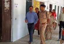कड़ी सुरक्षा व्यवस्था के बीच सम्पन्न हुई UPPSC प्रवक्ता प्रारंभिक परीक्षा, डीएम-एसपी रहे सक्रिय।