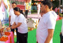 योग है स्वस्थ जीवन की कुंजी, योग सप्ताह उद्घाटन पर सीडीओ नेहा बंधु ने किया जनमानस से किया जुड़ने का आह्वान।