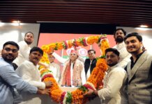 अखिलेश यादव के 53वें जन्मदिन पर देशभर में सपा कार्यकर्ताओं ने भंडारे, रक्तदान और वृक्षारोपण कर मनाया जनसेवा पर्व।