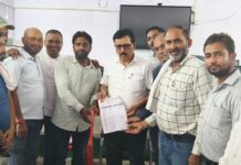 बरनाहल में प्राथमिक शिक्षक संघ की मासिक बैठक सम्पन्न, लंबित समस्याओं के शीघ्र समाधान का BEO ने दिया आश्वासन।