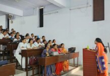 कुंवर आर.सी. महिला महाविद्यालय में बीए व बीएससी प्रथम वर्ष की छात्राओं का ओरिएंटेशन सत्र आयोजित।