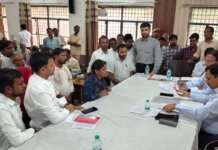 जन-शिकायतों के निस्तारण में लापरवाही पर डीएम सख्त, स्पेशल क्लोज पर अधिकारियों से मांगा स्पष्टीकरण।