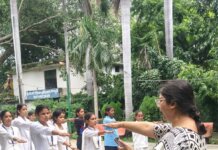 कु. आर.सी. महिला डिग्री कॉलेज में नशा मुक्ति अभियान के तहत छात्राओं ने ली शपथ।