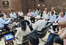 विधान परिषद चुनाव की तैयारियों की समीक्षा, DM ने दिए निष्पक्ष मतदान के निर्देश।