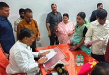 बारिश से नुकसान का तत्काल आकलन कर पीड़ितों को दें आर्थिक सहायता: पर्यटन मंत्री जयवीर सिंह।