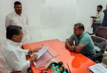 जनपद की सभी सड़कों को अभियान चलाकर करें गड्ढामुक्त; कल से हर हाल में शुरू हो मरम्मत कार्य-पर्यटन एवं संस्कृति मंत्री।
